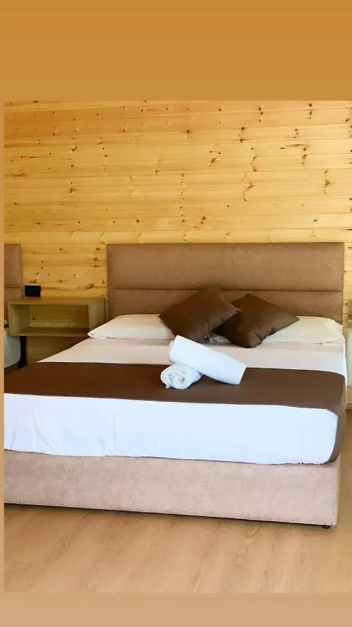 Bujtina Tradicionale Hotel Lepushe Albania