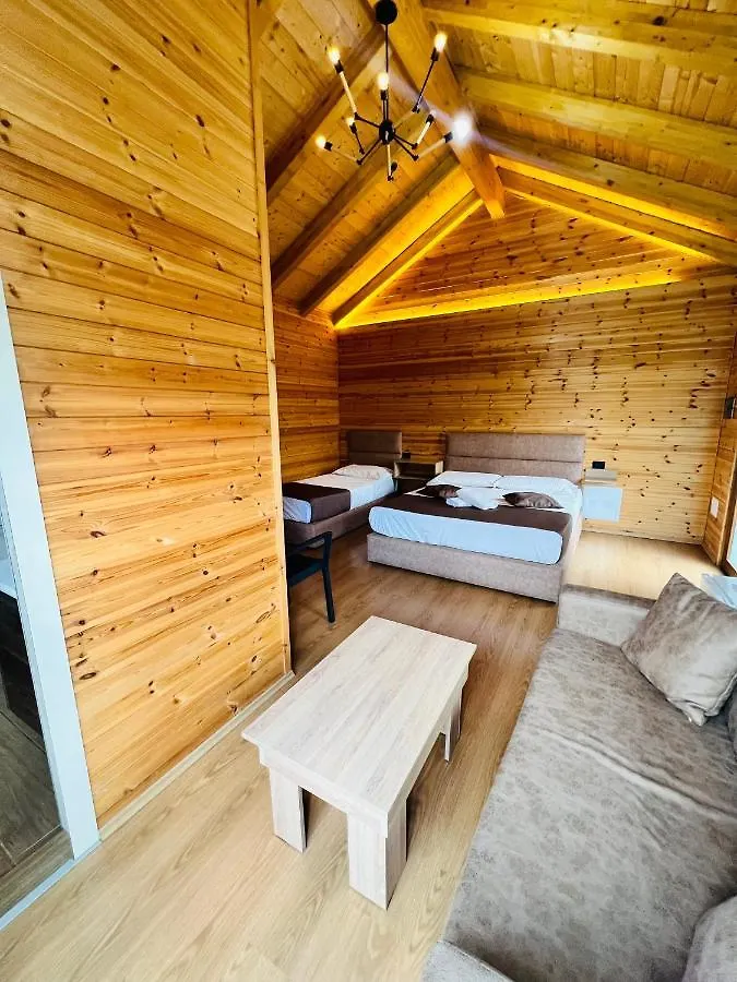 Bujtina Tradicionale Hotel Lepushe Guest house